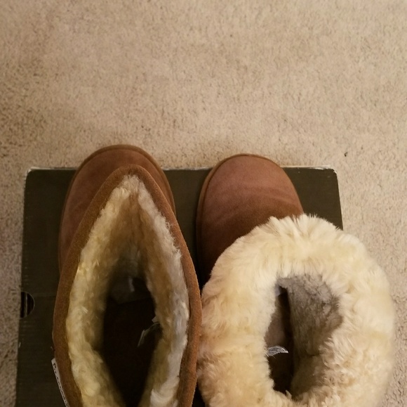 Bearpaw boots - Picture 5 of 6